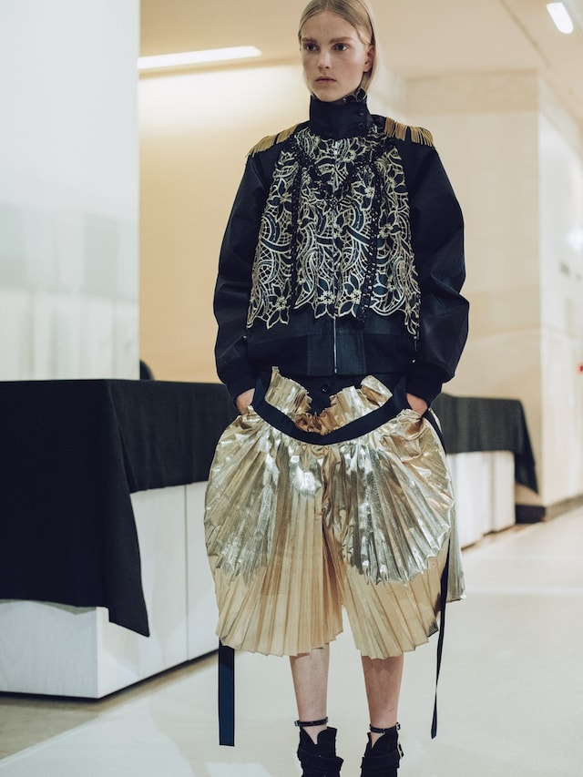 Backstage at Sacai SS16 12