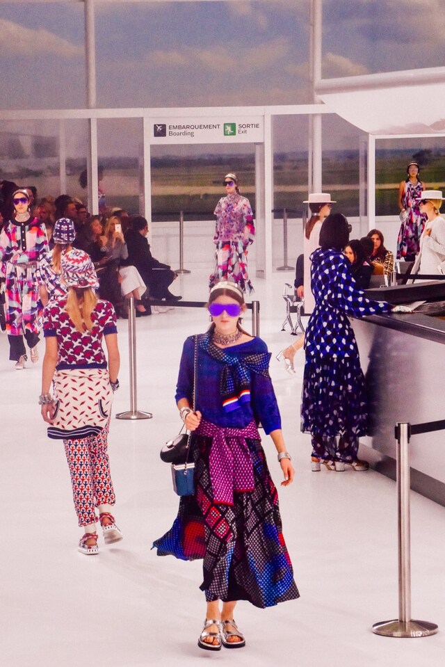 Chanel SS16 airport Karl Lagerfeld Spring Summer 2016 31