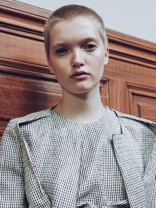 Iris Van Herpen SS16 Backstage Swarovski 4