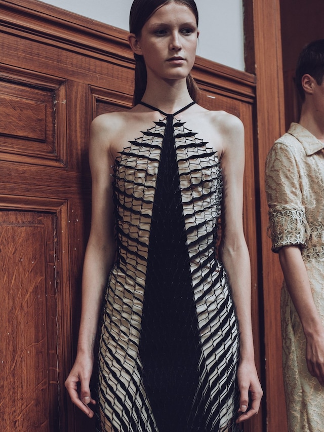 Iris Van Herpen SS16 Backstage Swarovski 5