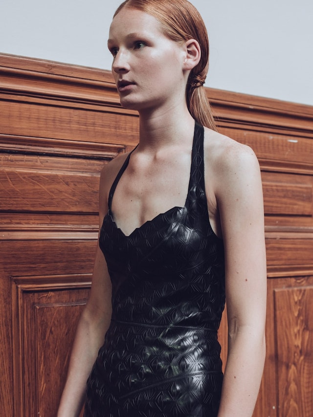 Iris Van Herpen SS16 Backstage Swarovski 11