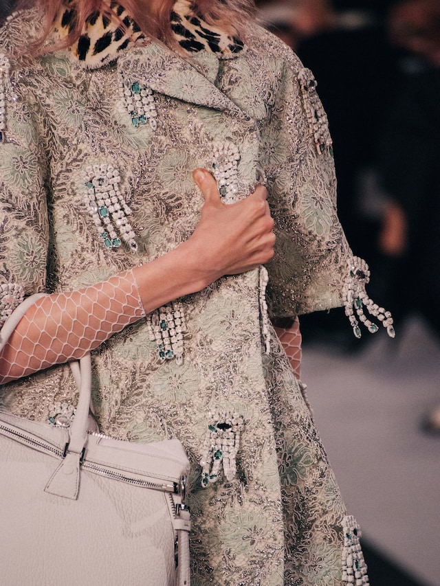 Maison Margiela SS16 brooches detail eyes 8