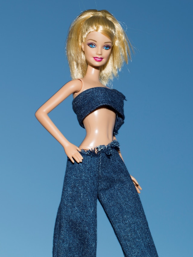 Marques&#39;Almeida Ava Nirui Alex Lee Fashion Barbies 6