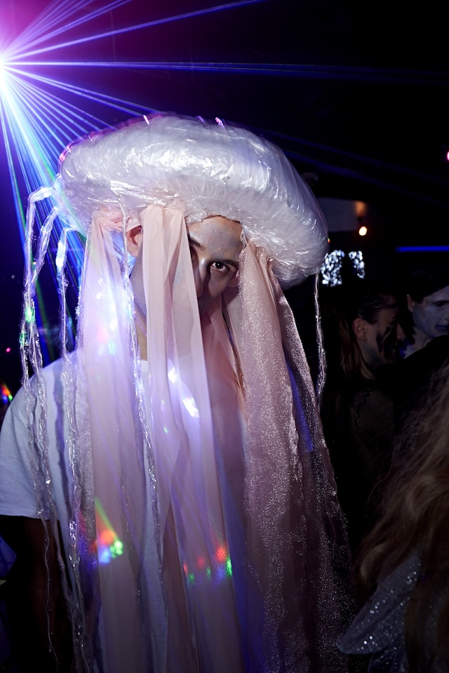 TUNAWEEN Metropolis Halloween Fashion 18
