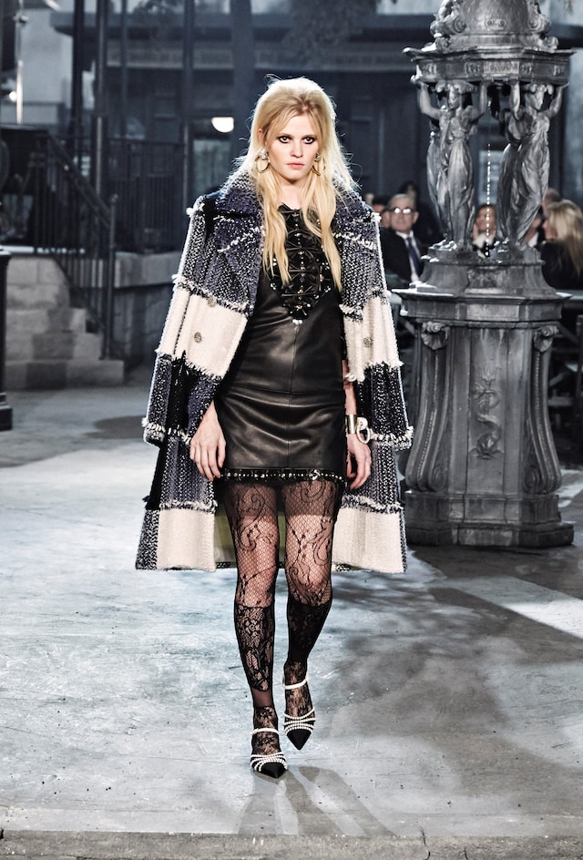 Chanel M&#233;tiers d&#39;Art pre-AW16 3