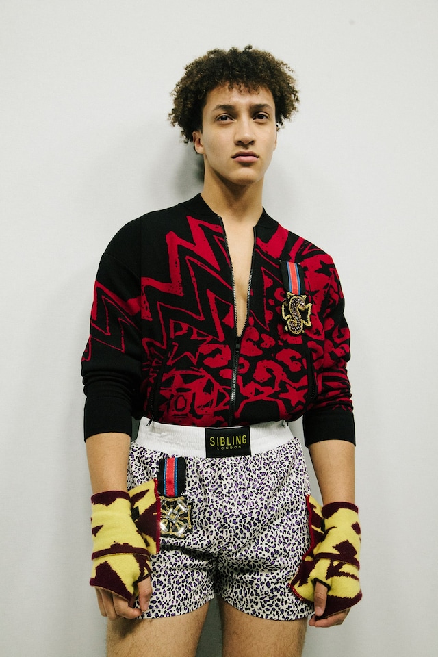 Sibling AW16 4