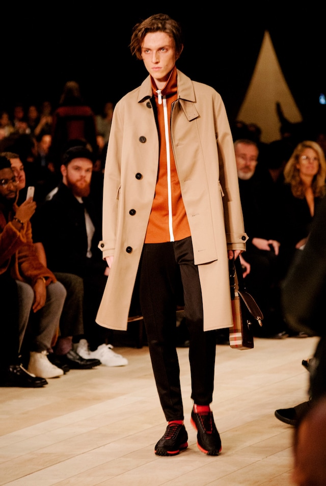 Burberry AW16 20