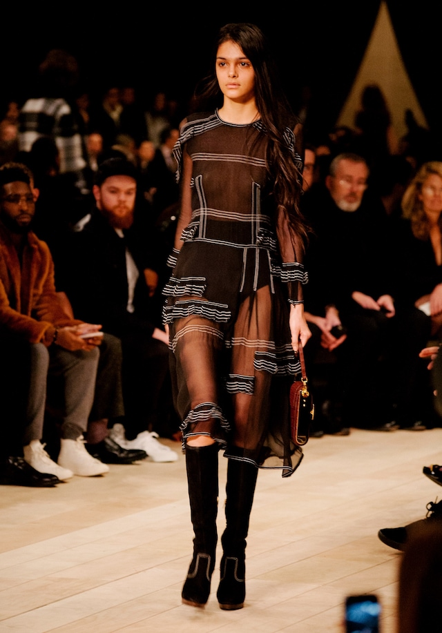 Burberry AW16 24