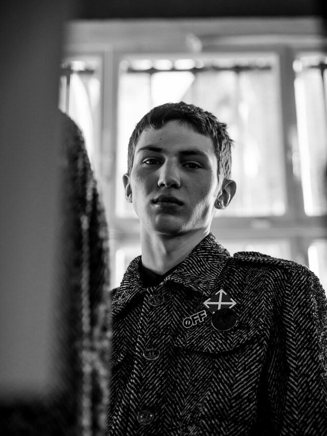Off White AW16 12