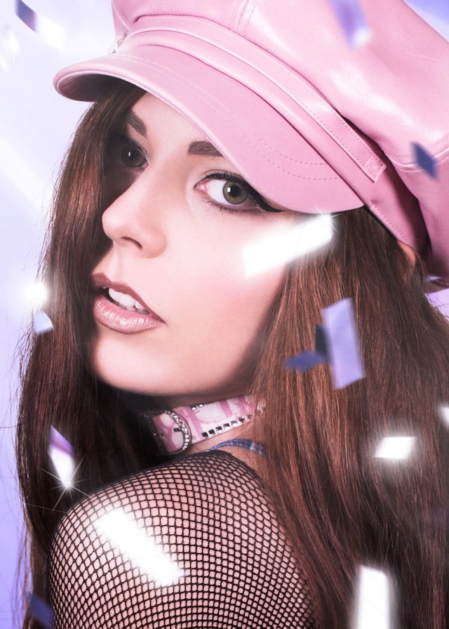 Diamond Wright / Hannah Diamond 2