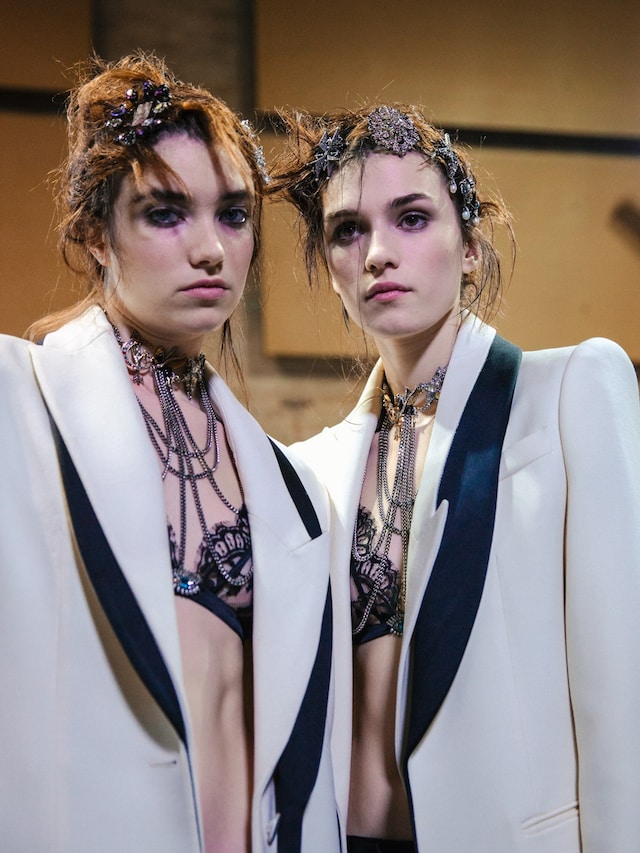 Alexander McQueen AW16 9