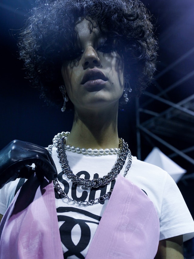 Moschino AW16 8