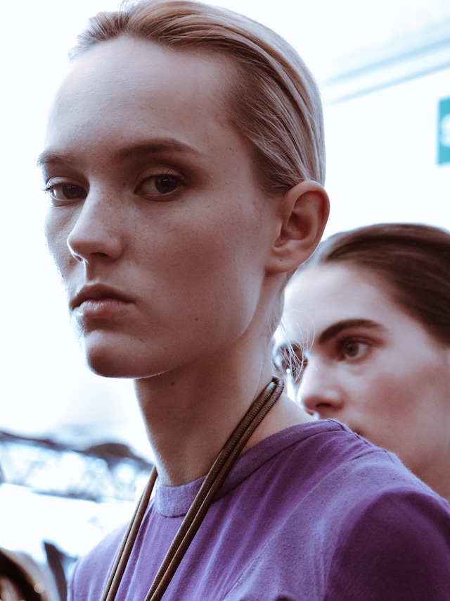 Loewe AW16 15