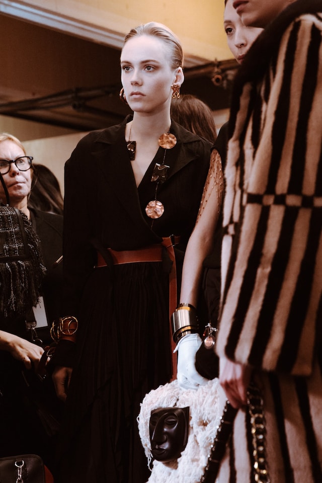 Loewe AW16 17