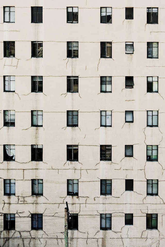 D&#233;sir&#233;e van Hoek’s Skid Row 11