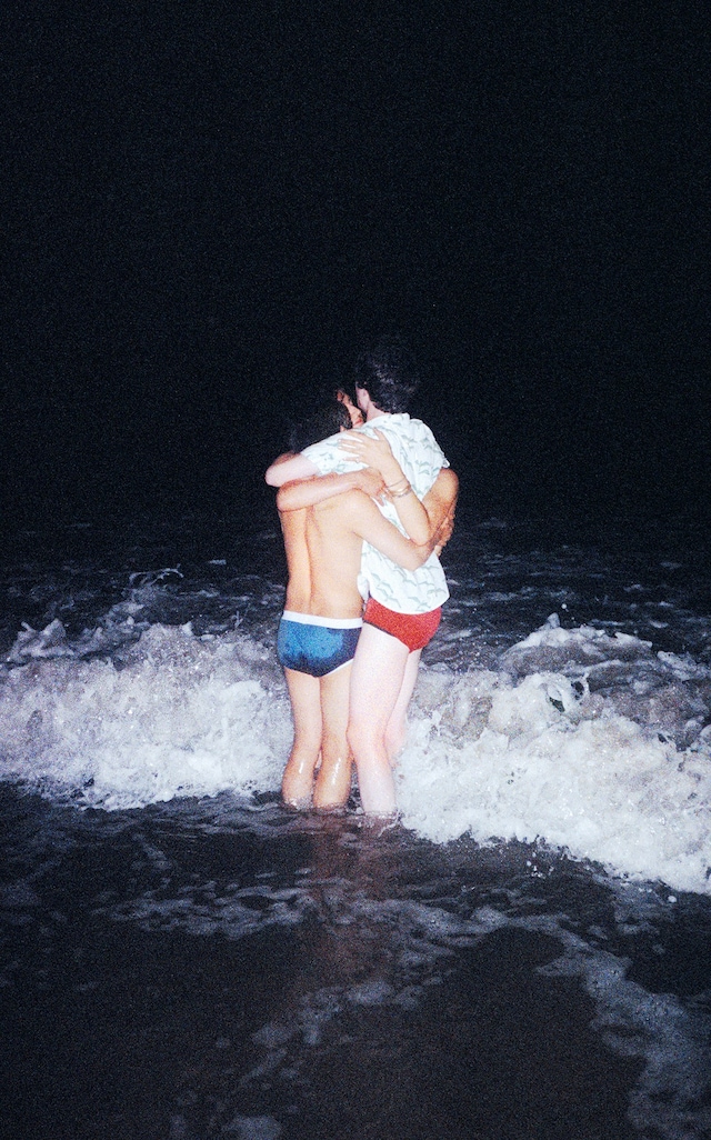 Olivia Bee: Kids in Love (Aperture, 2016) 3