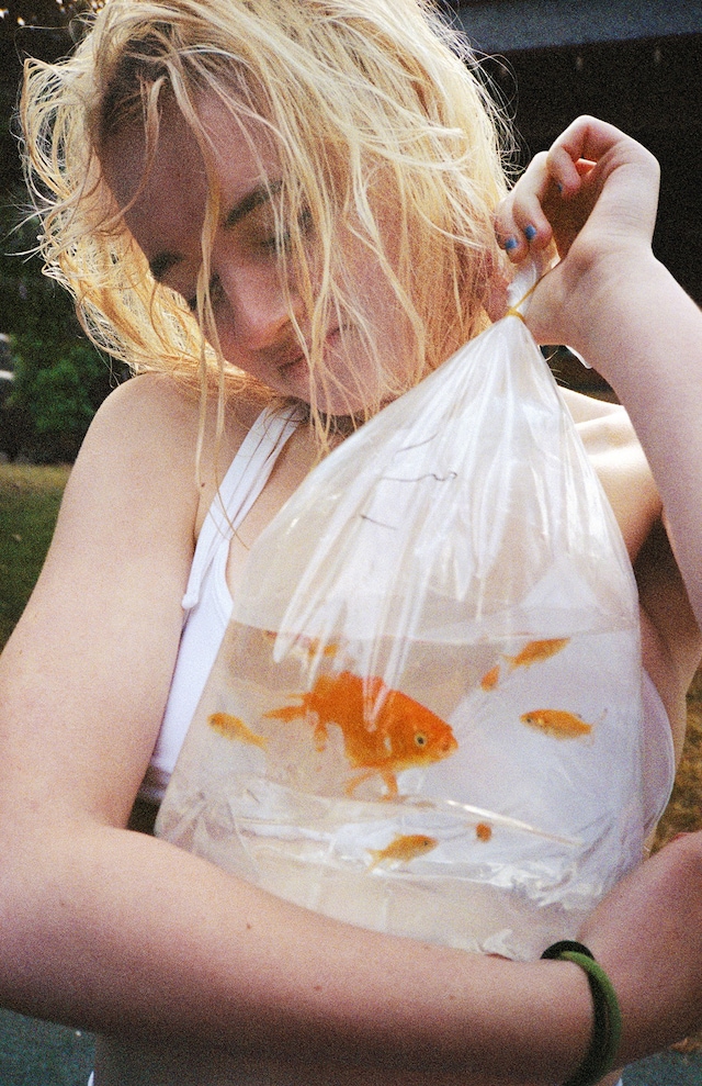 Olivia Bee: Kids in Love (Aperture, 2016) 7