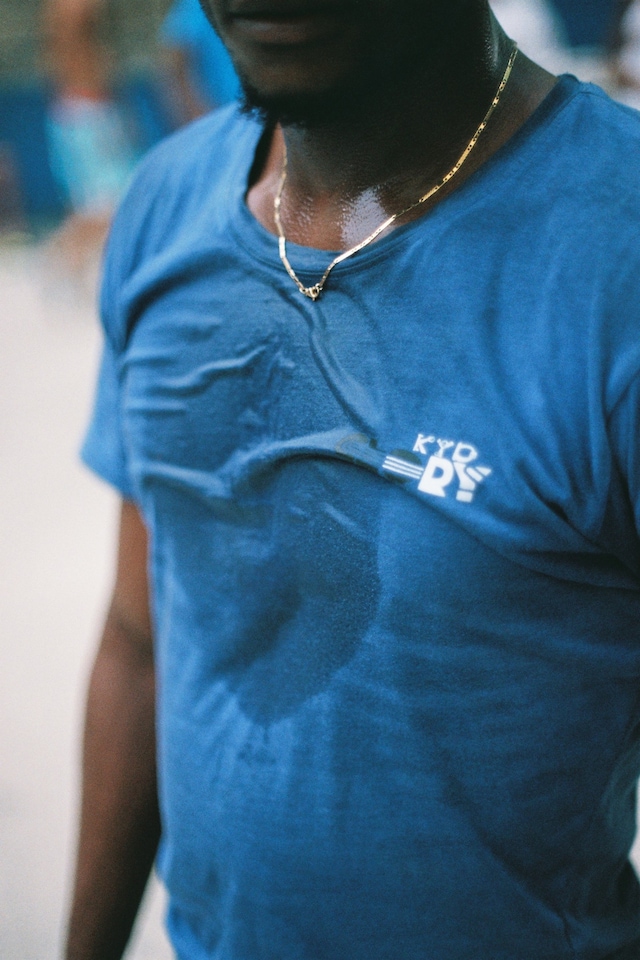 Photo from series “Izquierda, derecha, izquierda” 1