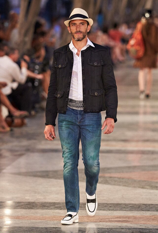 Chanel Cruise 2017 2016 15