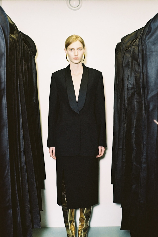 28-balenciaga-pre-fall-2016 27