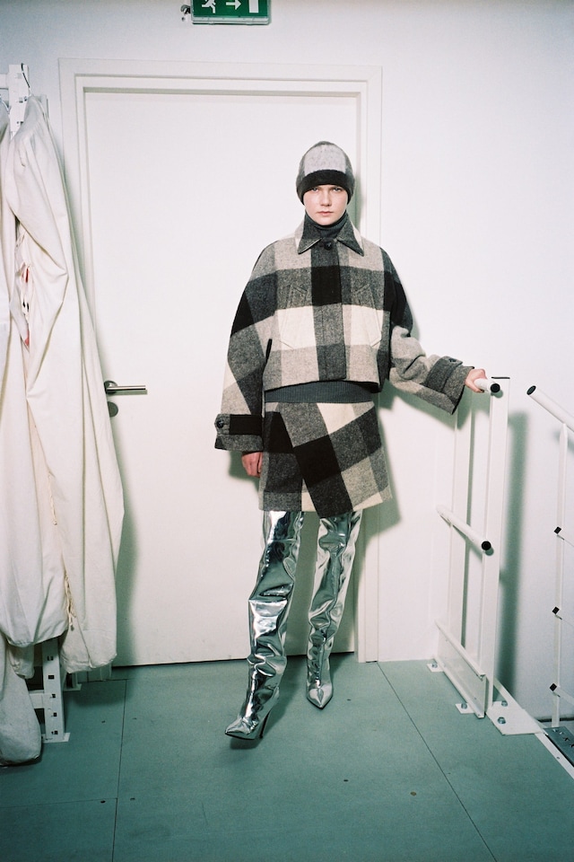 Balenciaga Pre-AW16 1