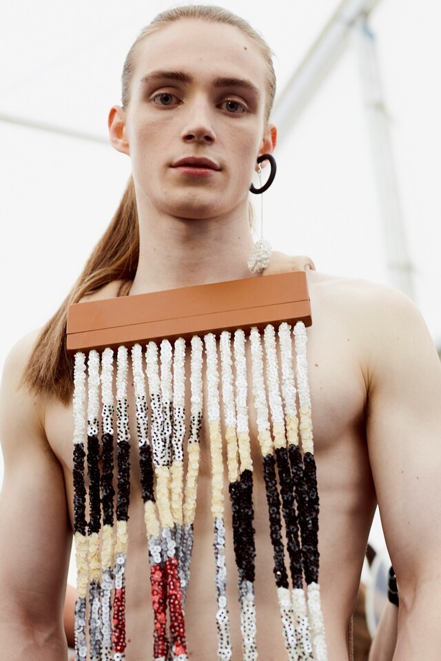 Backstage at Neil Xuhao / Jessica Jasmine, LCF BA 2016 9