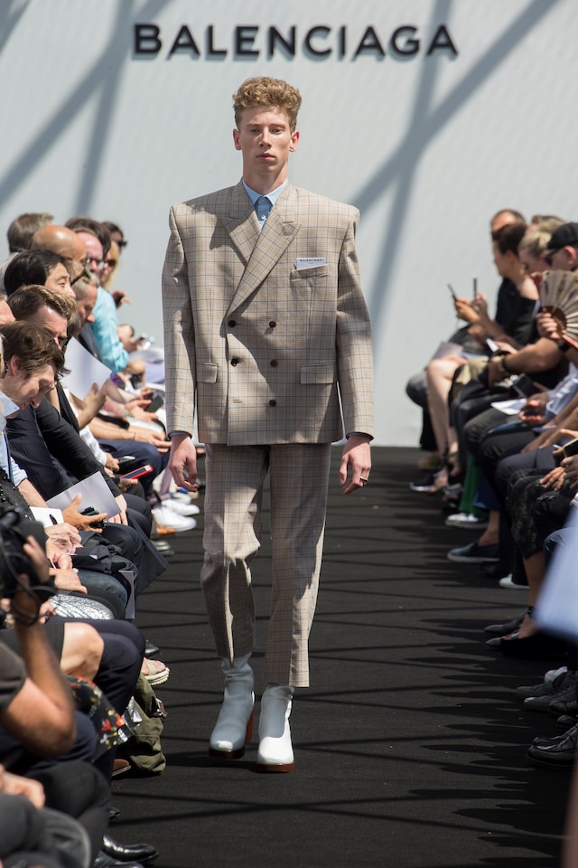 Balenciaga SS17 4