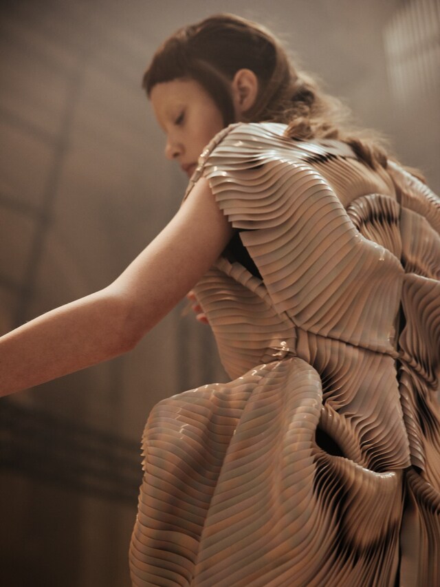 Iris Van Herpen Haute Couture AW16 8