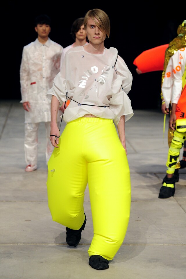 Sarah Lauwaert graduate collection 3