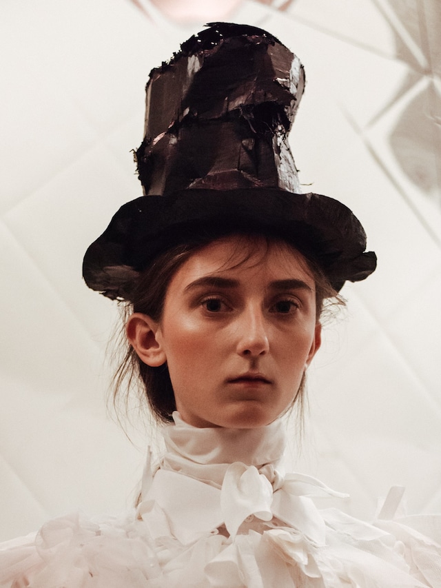 Backstage at Viktor &amp; Rolf Haute Couture AW16 16