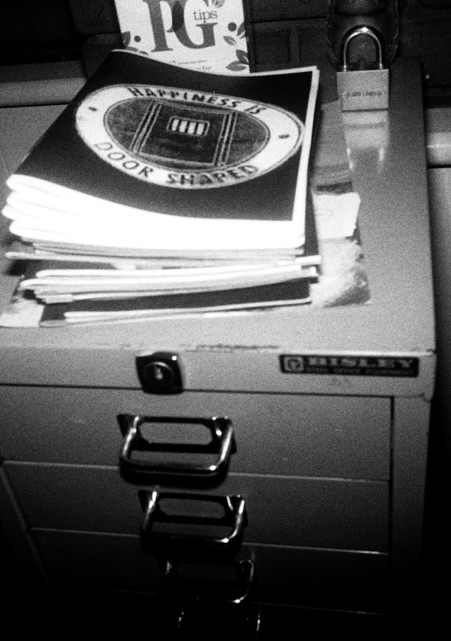 Kingsley Ifill’s studio, photographed by Alice Dellal 12