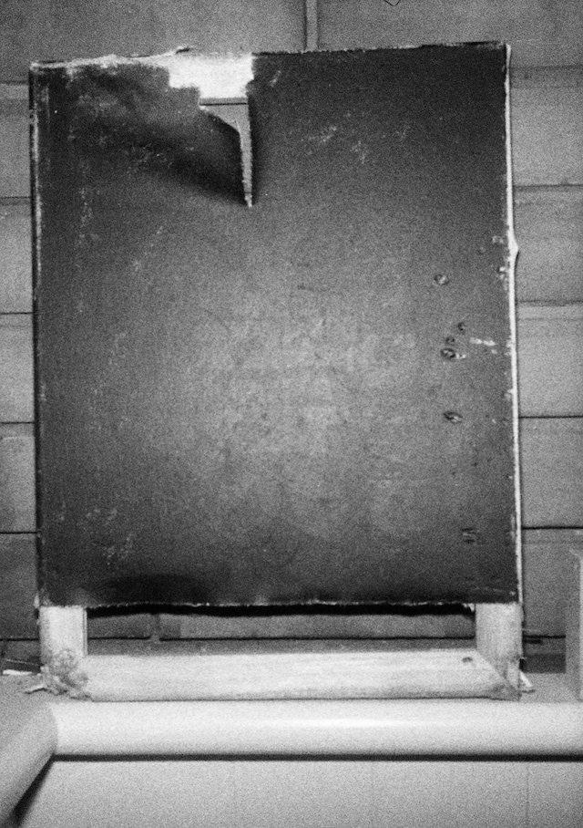 Kingsley Ifill’s studio, photographed by Alice Dellal 26