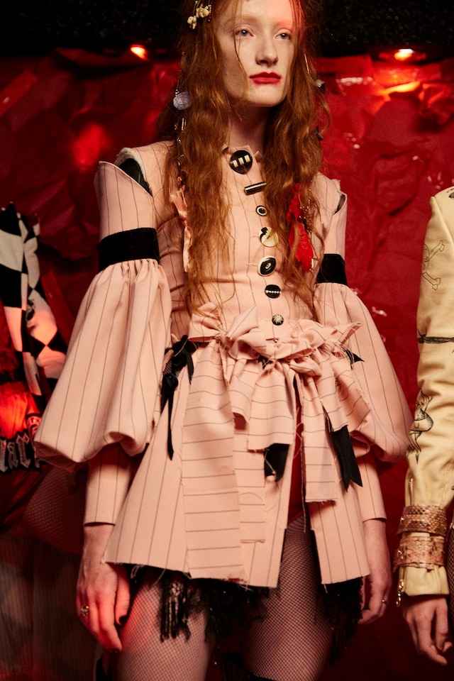 Dilara Findikoglu SS17 presentation 1