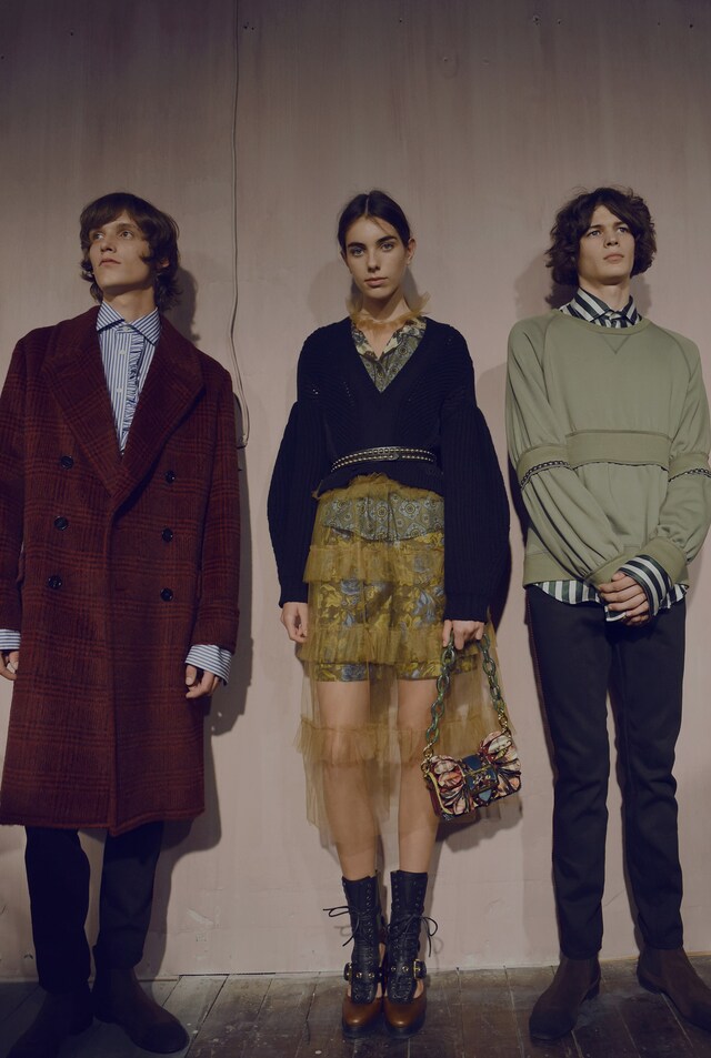 Burberry AW16 LFW Womenswear Dazed 1