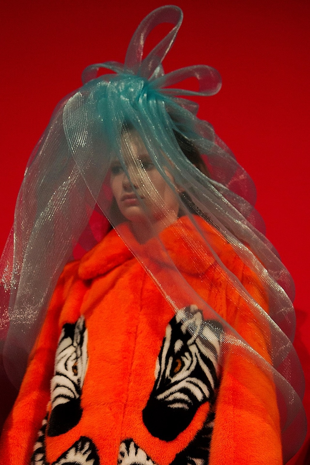 Backstage at Gucci SS17 MFW Dazed 21