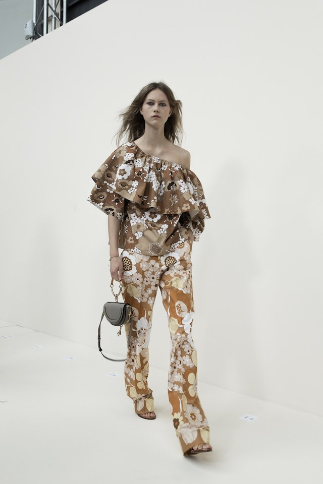 Backstage at Chloé SS17 PFW Dazed 5