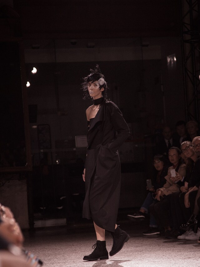 Yohji Yamamoto SS17 PFW Womenswear Dazed 10