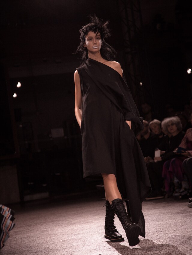 Yohji Yamamoto SS17 PFW Womenswear Dazed 24