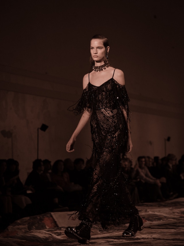 Alexander McQueen SS17 PFW Womenswear Dazed 7