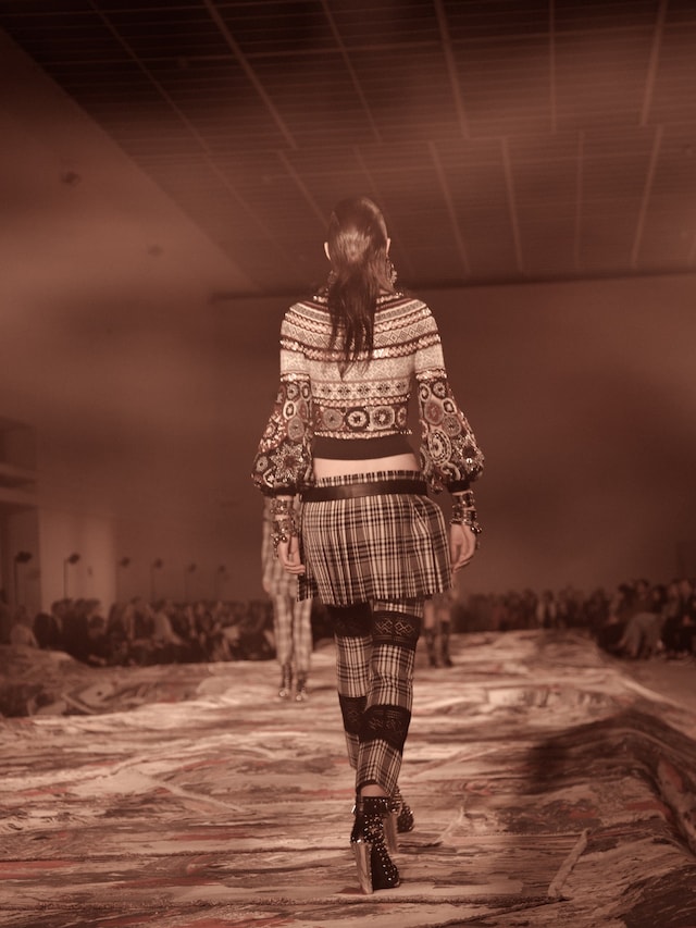 Alexander McQueen SS17 PFW Womenswear Dazed 20