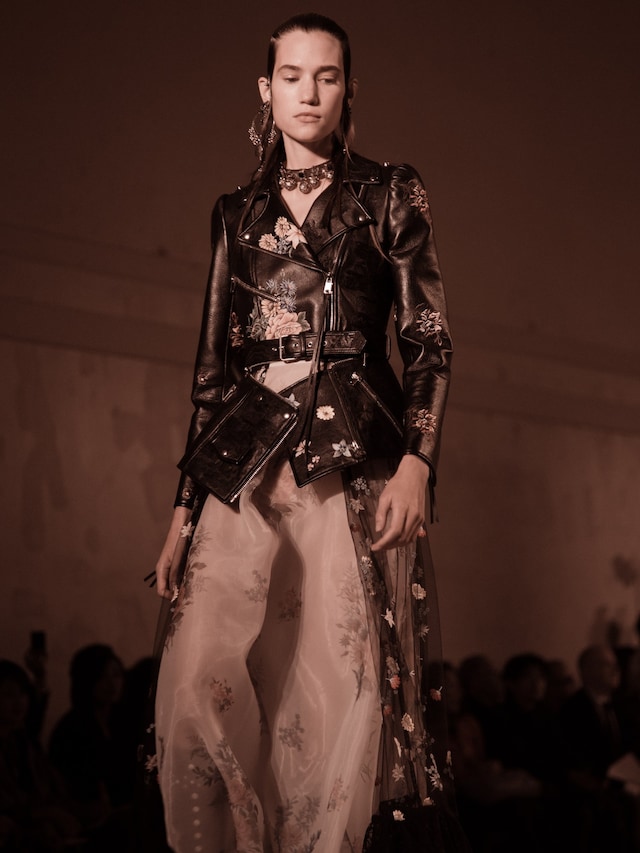 Alexander McQueen SS17 PFW Womenswear Dazed 1