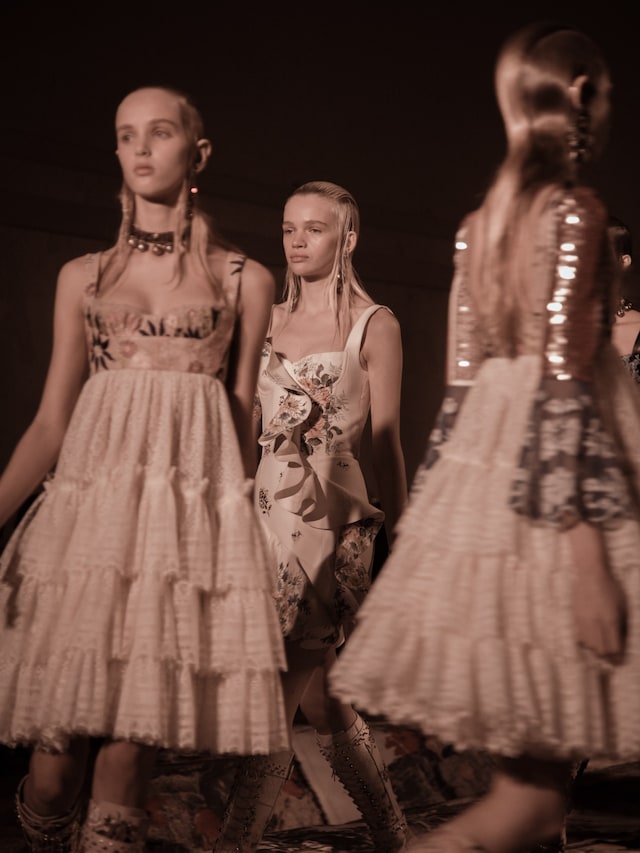 Alexander McQueen SS17 PFW Womenswear Dazed 24