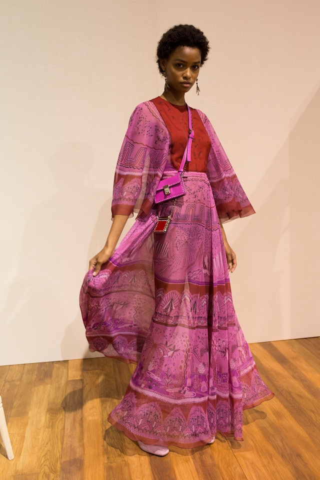 Backstage at Valentino SS17 Spring 2017 25