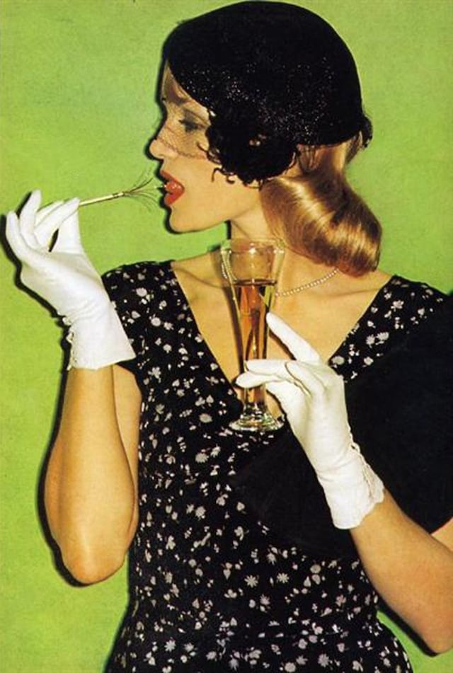 Nova-picture-by-Helmut-Newton--689x1024 2