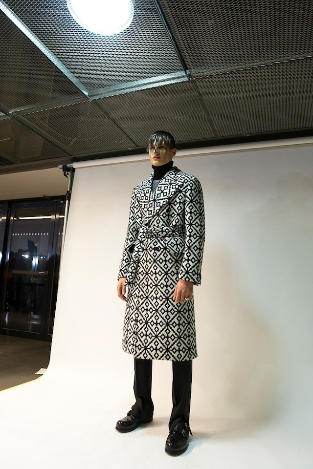 Versace Menswear AW17 Milan Dazed 9