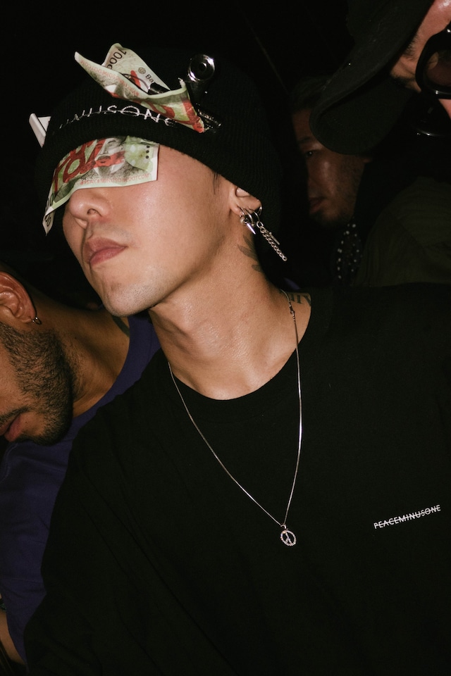 Yulya Shadrinsky shoots Paris AW17 menswear parties 8