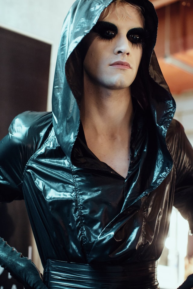 Gareth Pugh AW17 womenswear LFW London Dazed 10