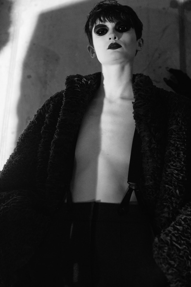 Gareth Pugh AW17 womenswear LFW London Dazed 24