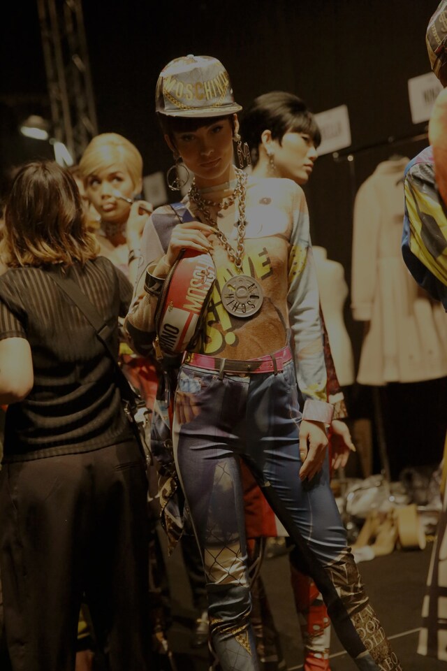 Moschino AW17 22