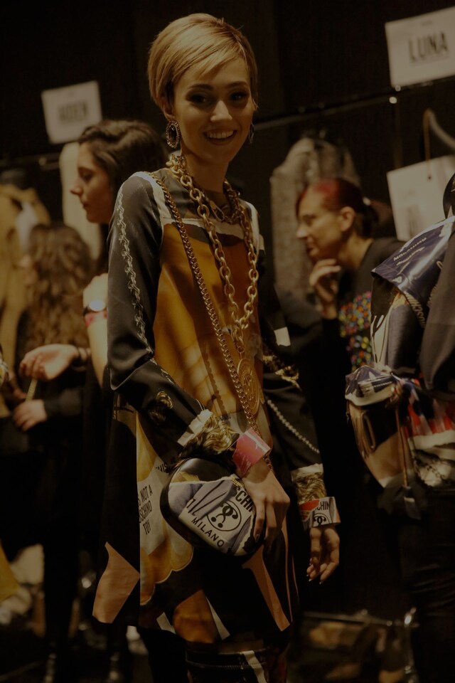 Moschino AW17 23